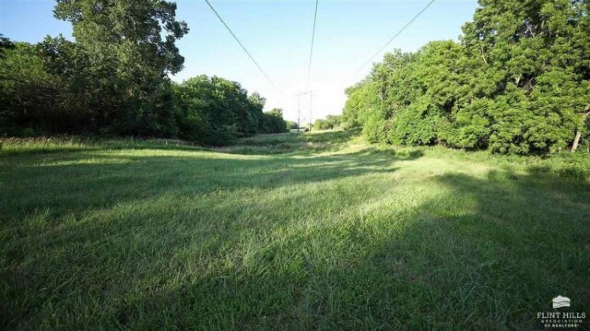 Picture of Residential Land For Sale in Burlingame, Kansas, United States