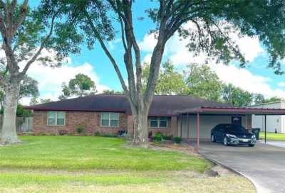 Home For Sale in El Campo, Texas