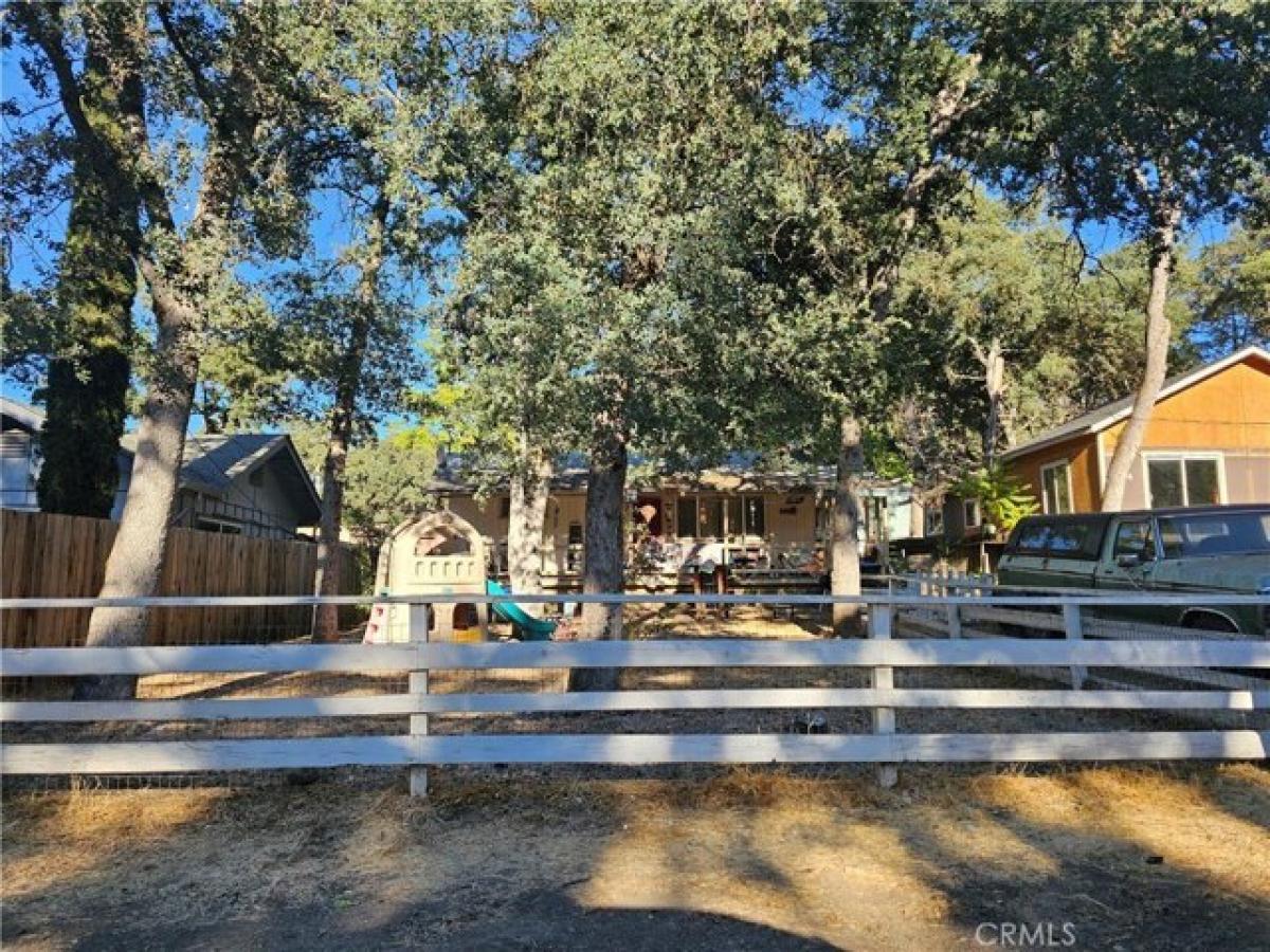 Picture of Home For Sale in Clearlake, California, United States