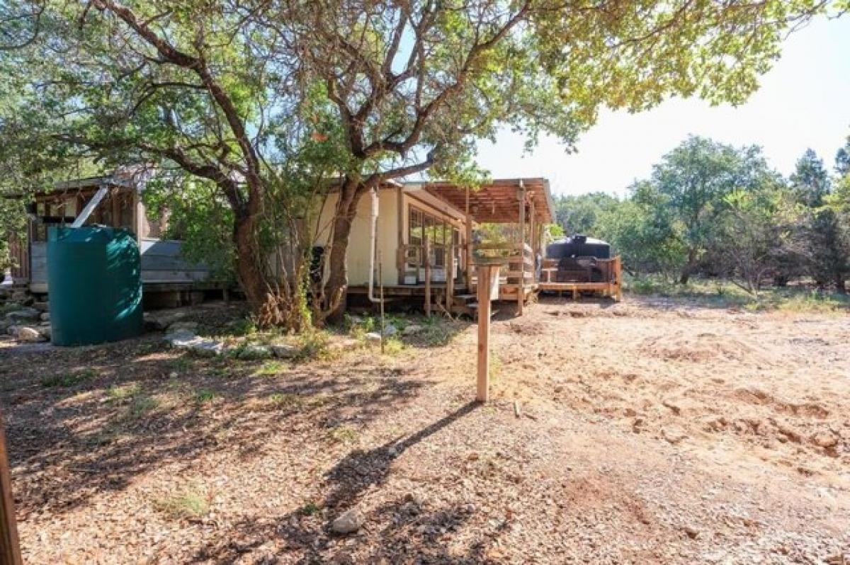 Picture of Home For Sale in Dripping Springs, Texas, United States