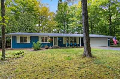 Home For Sale in Egg Harbor, Wisconsin