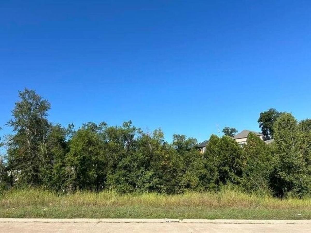 Picture of Residential Land For Sale in Bentonville, Arkansas, United States