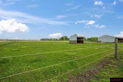 Home For Sale in Nerstrand, Minnesota