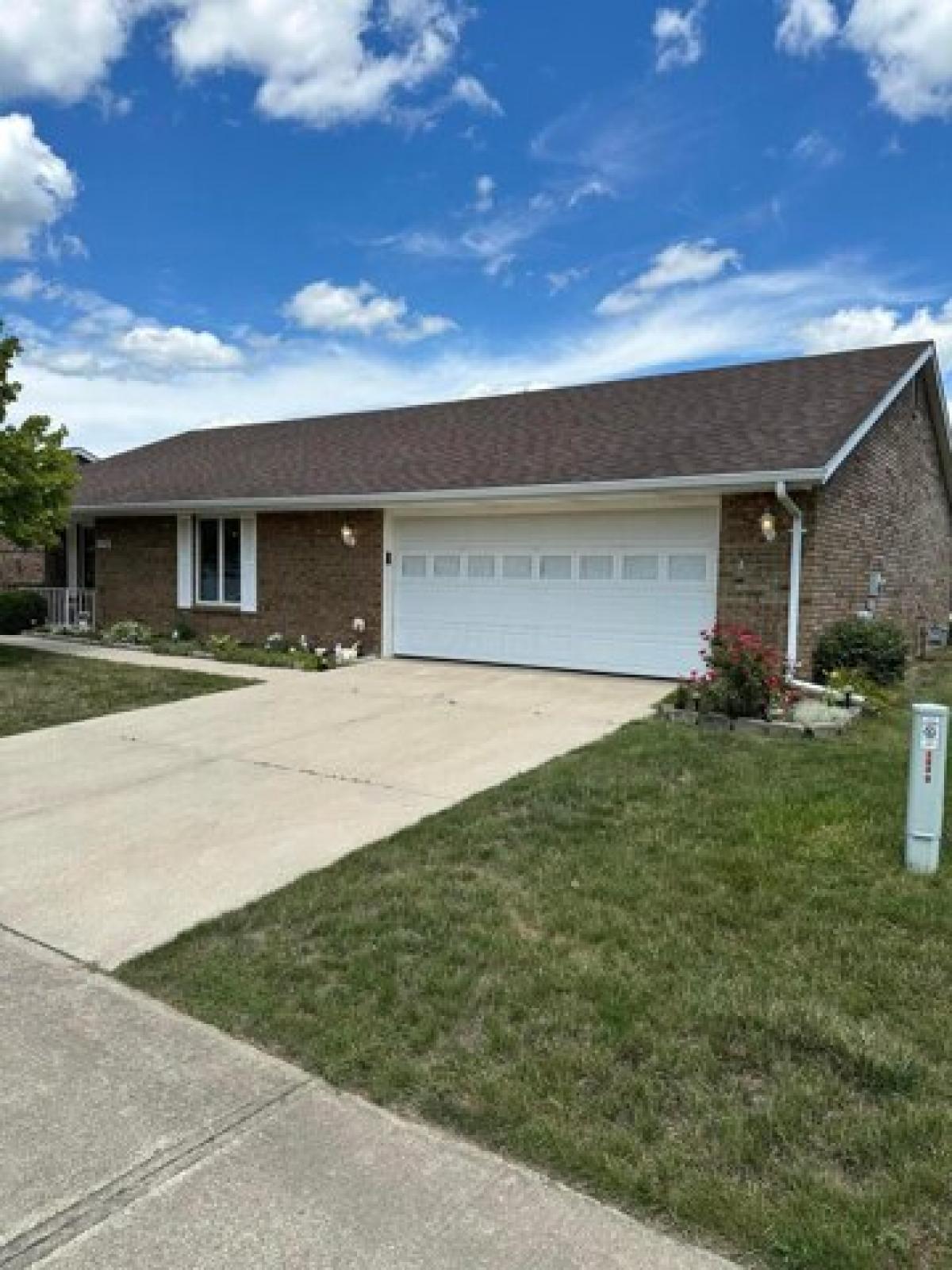 Picture of Home For Sale in London, Ohio, United States