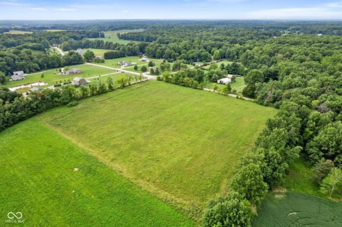 Picture of Residential Land For Sale in Paragon, Indiana, United States