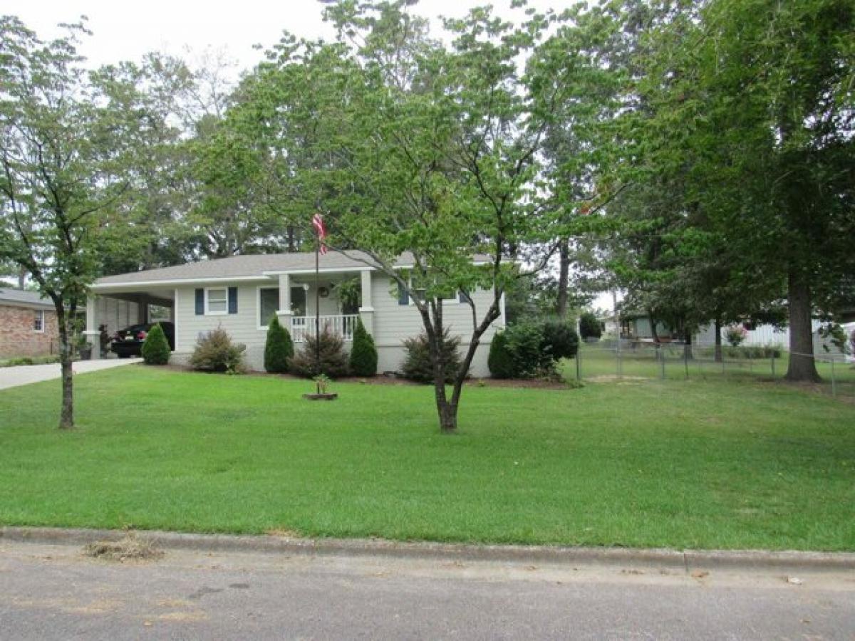 Picture of Home For Sale in Cullman, Alabama, United States