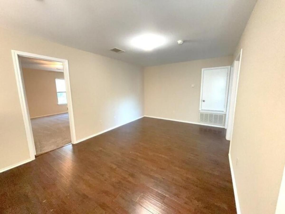 Picture of Home For Rent in Elgin, Texas, United States