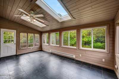 Home For Sale in Lake Ariel, Pennsylvania