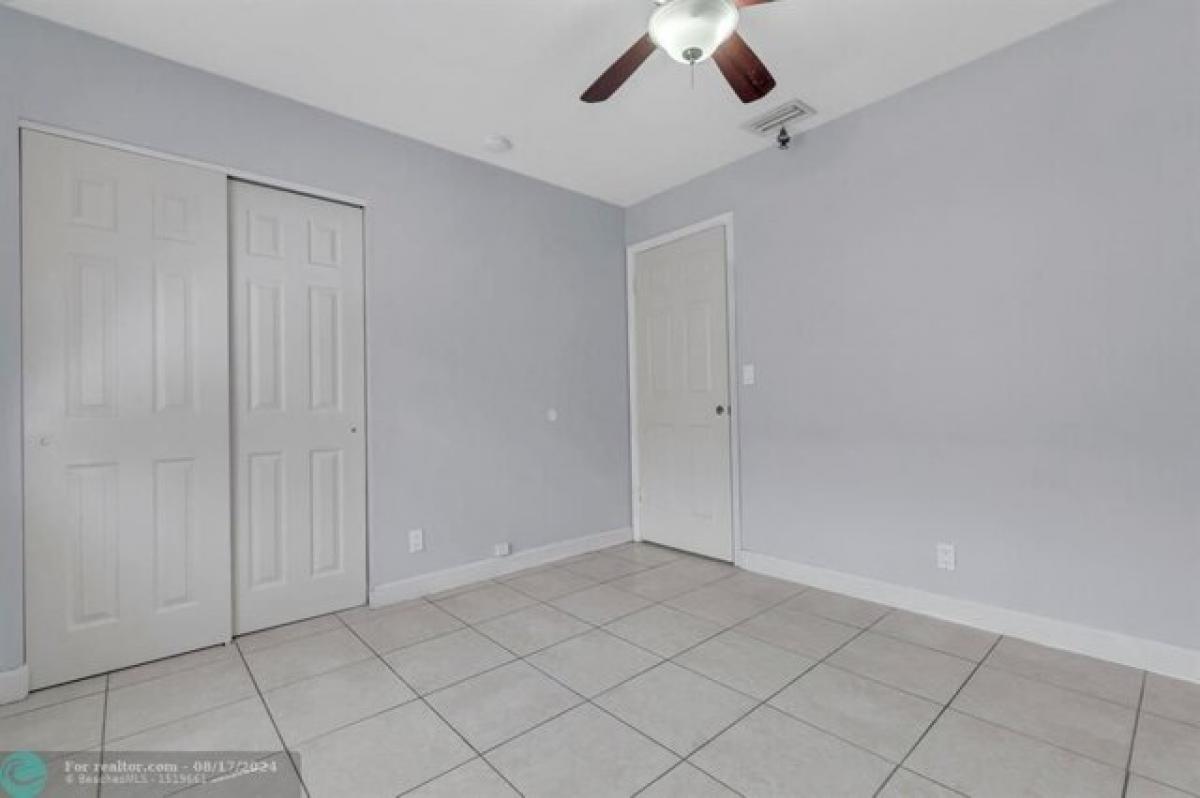 Picture of Home For Sale in North Lauderdale, Florida, United States