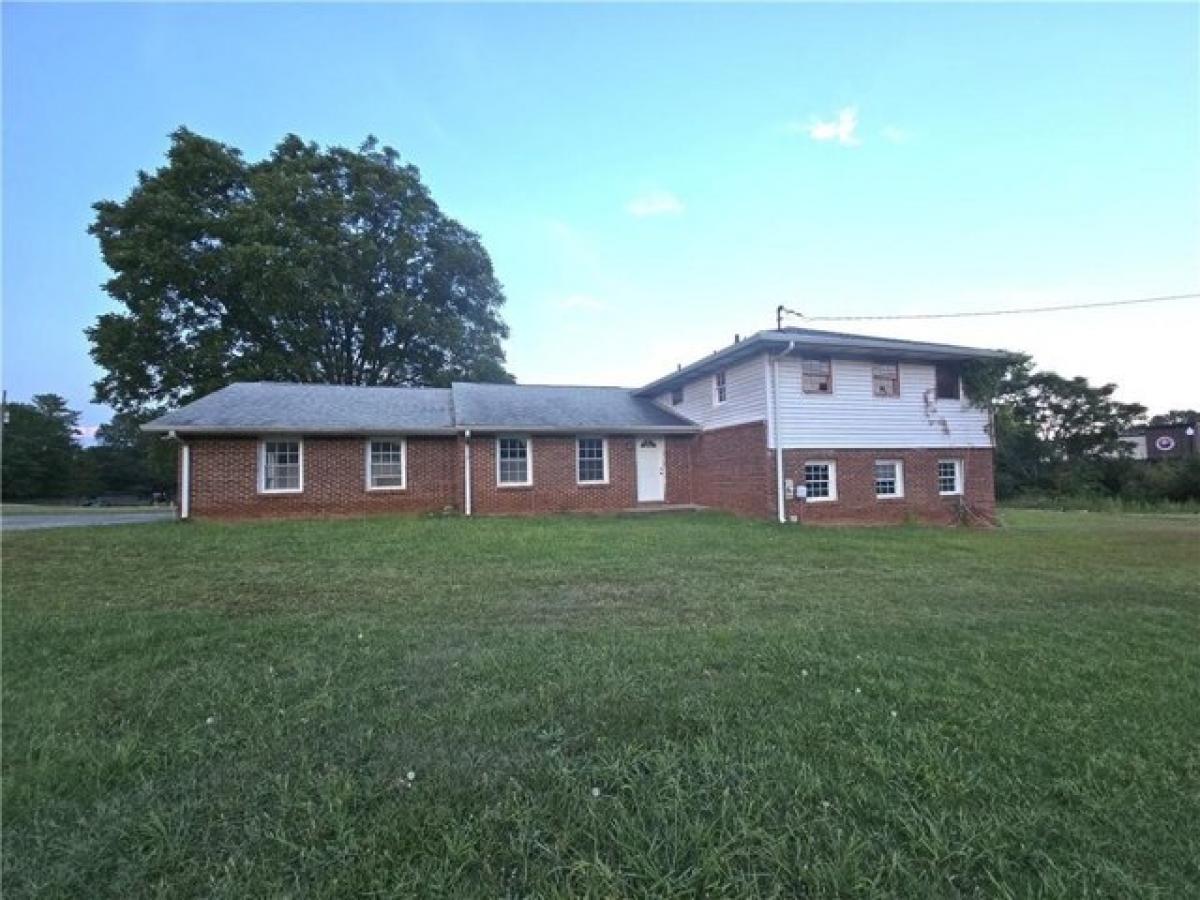 Picture of Home For Sale in Grayson, Georgia, United States