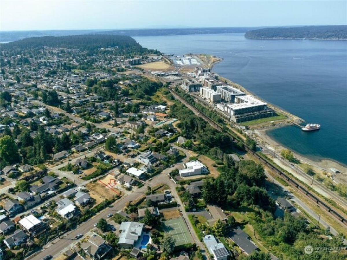 Picture of Residential Land For Sale in Tacoma, Washington, United States