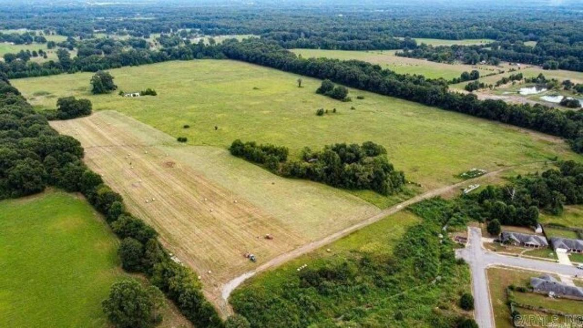 Picture of Residential Land For Sale in Conway, Arkansas, United States