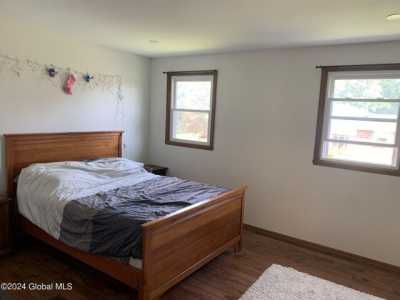 Home For Sale in Selkirk, New York