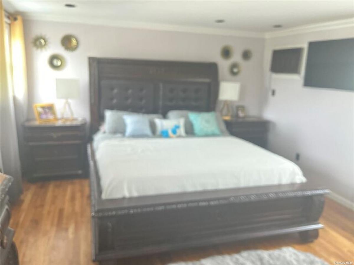 Picture of Home For Rent in Massapequa, New York, United States