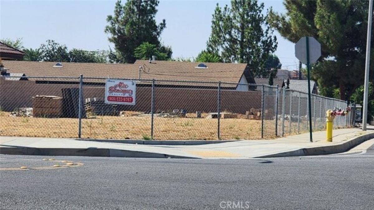 Picture of Residential Land For Sale in Rancho Cucamonga, California, United States