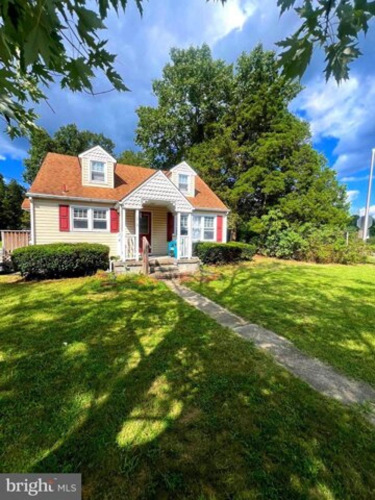 Picture of Home For Sale in Millville, New Jersey, United States