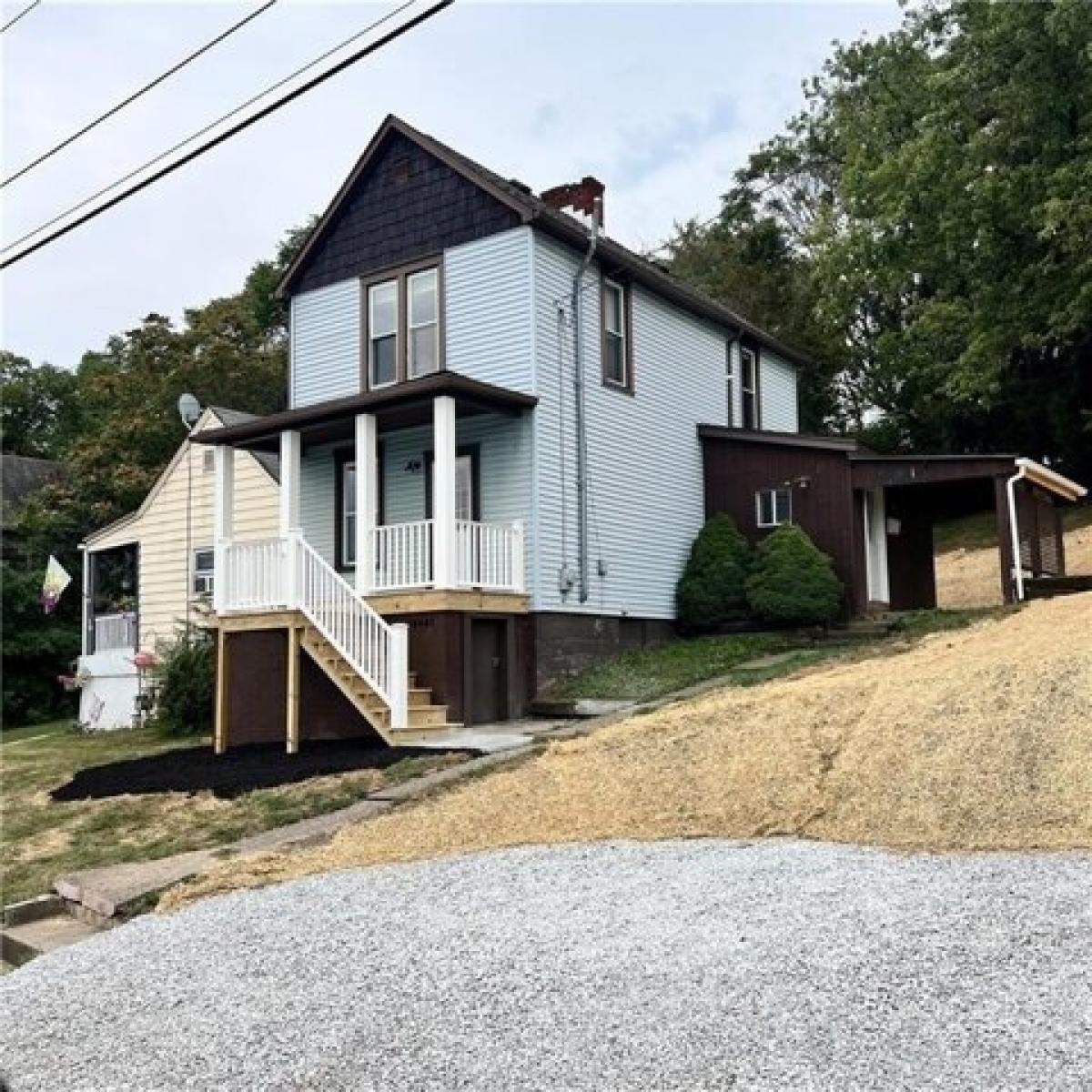 Picture of Home For Sale in Washington, Pennsylvania, United States