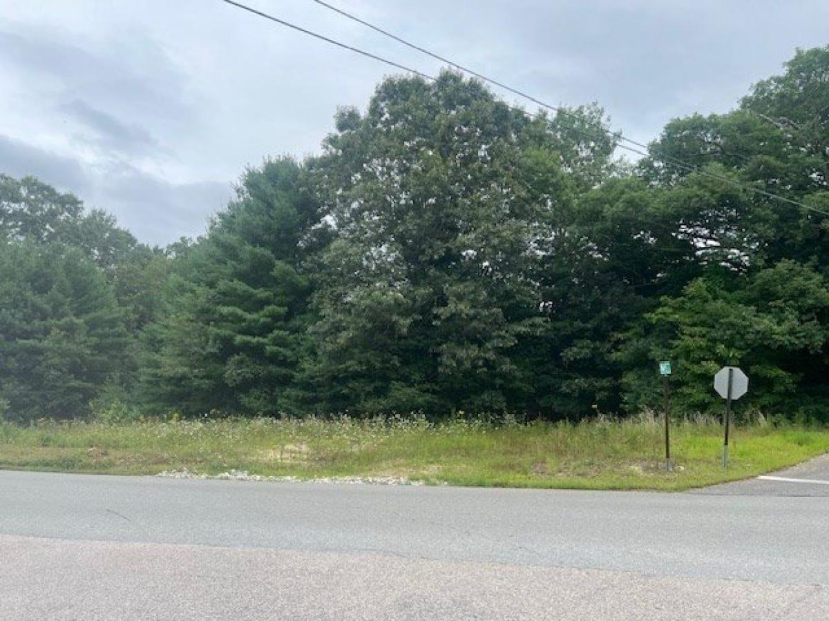 Picture of Residential Land For Sale in Douglas, Massachusetts, United States