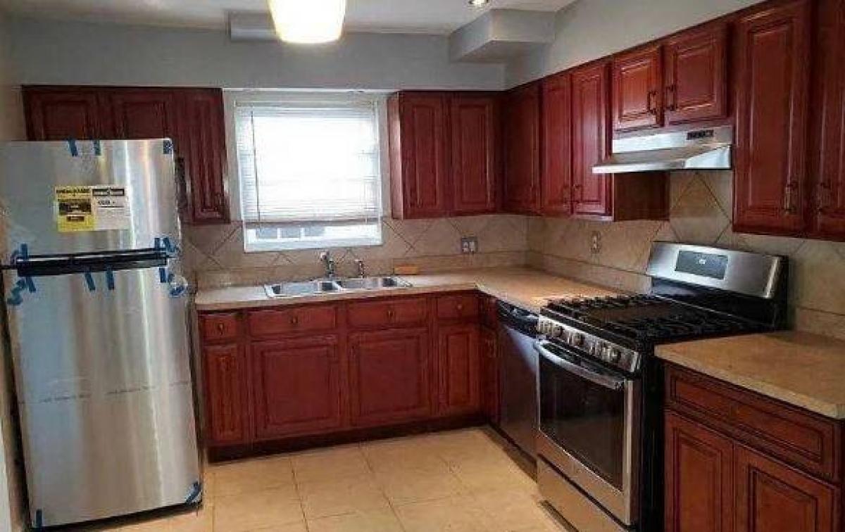 Picture of Home For Rent in Jamaica, New York, United States