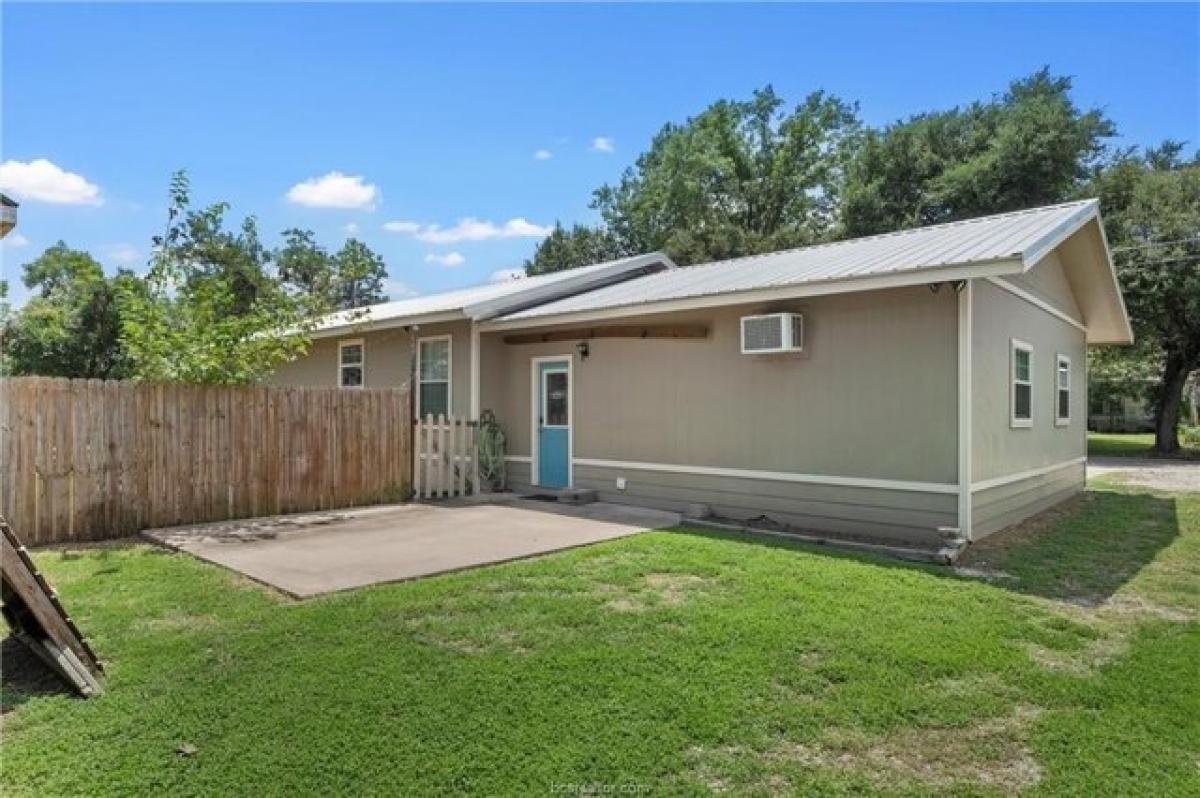 Picture of Home For Sale in Rosebud, Texas, United States