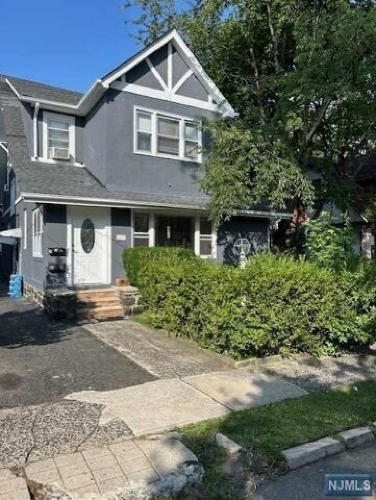 Picture of Home For Rent in Cliffside Park, New Jersey, United States