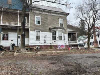 Home For Sale in Whitehall, New York