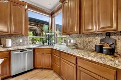 Home For Sale in Ridgefield, Washington