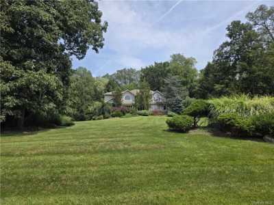 Home For Sale in Highland Mills, New York