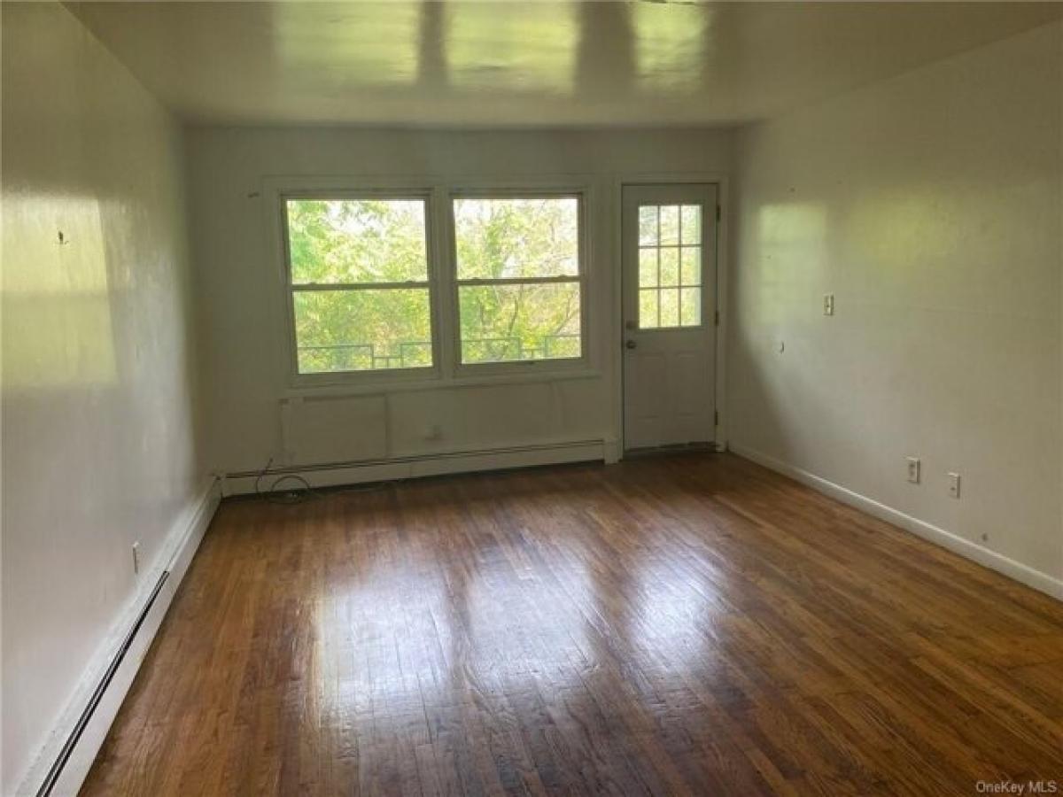 Picture of Apartment For Rent in Hyde Park, New York, United States