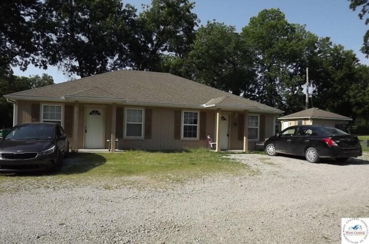 Picture of Home For Sale in Creighton, Missouri, United States