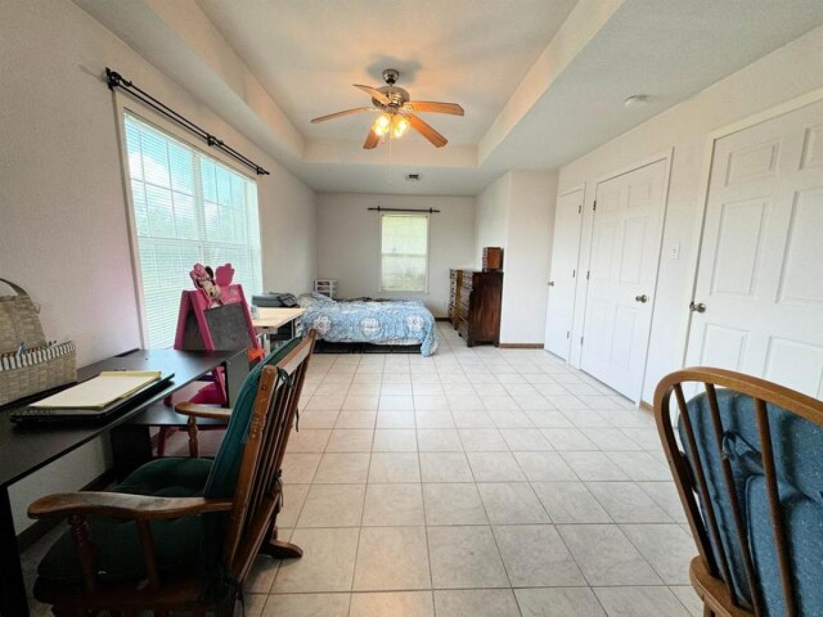 Picture of Home For Sale in Port Arthur, Texas, United States