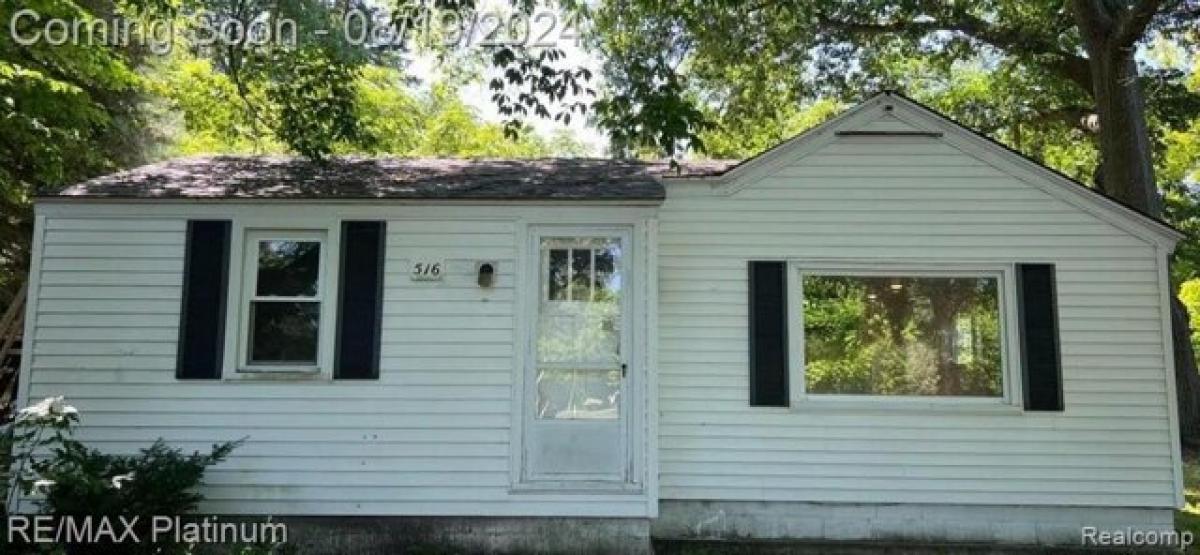 Picture of Home For Sale in Elk Rapids, Michigan, United States