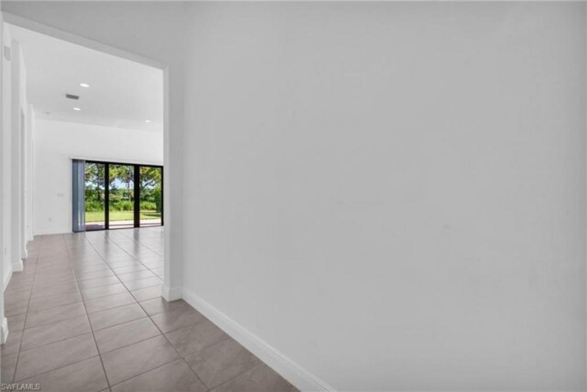 Picture of Home For Sale in Ave Maria, Florida, United States