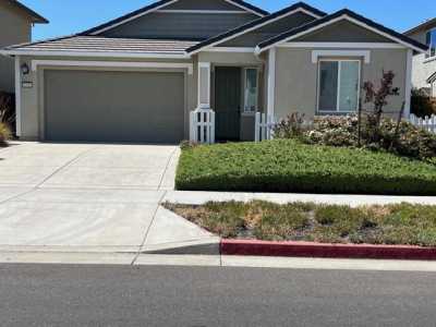 Home For Sale in Woodland, California