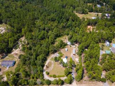 Home For Sale in Defuniak Springs, Florida