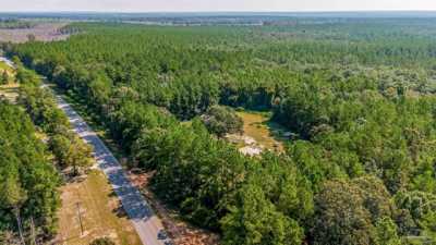 Residential Land For Sale in Milton, Florida