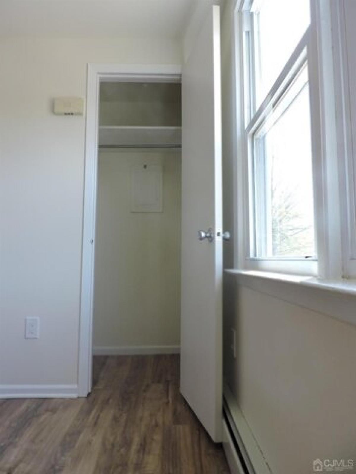 Picture of Home For Rent in Jamesburg, New Jersey, United States