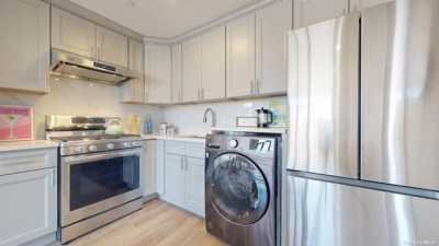 Apartment For Rent in Rego Park, New York