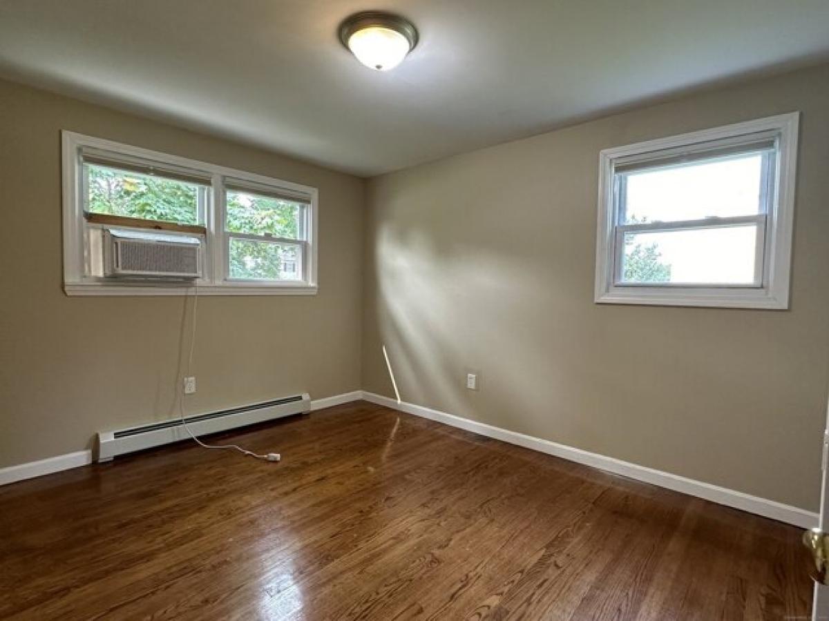 Picture of Home For Rent in Groton, Connecticut, United States