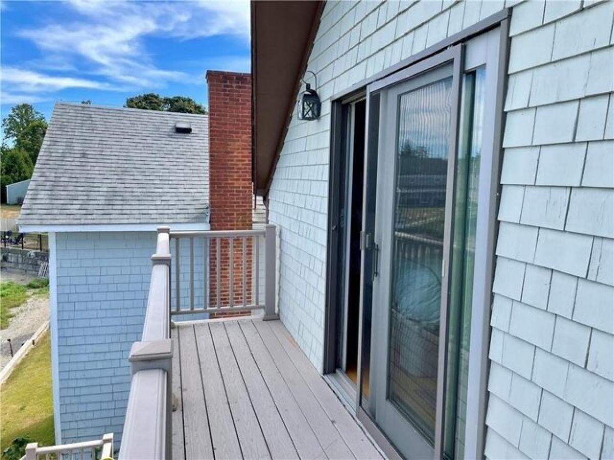 Picture of Home For Rent in Portsmouth, Rhode Island, United States