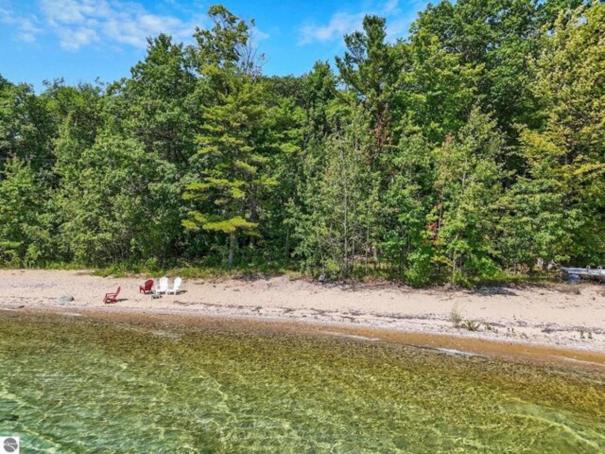 Picture of Residential Land For Sale in Traverse City, Michigan, United States