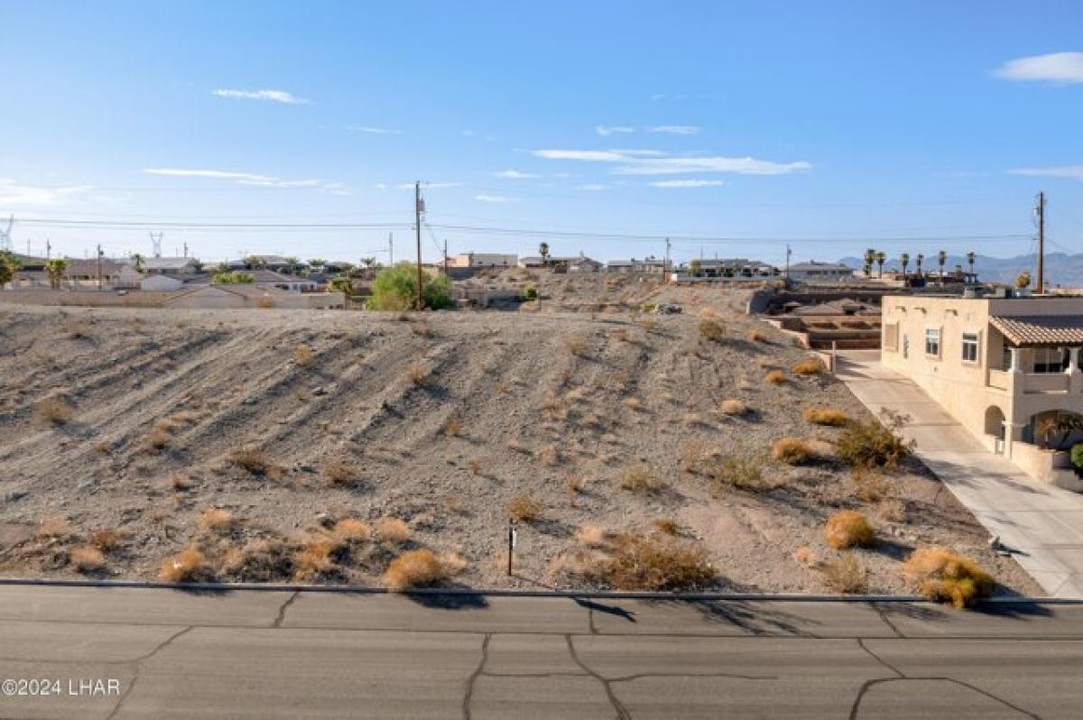 Picture of Residential Land For Sale in Lake Havasu City, Arizona, United States