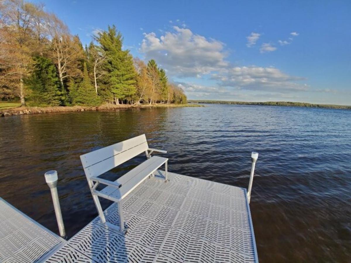 Picture of Home For Sale in Phelps, Wisconsin, United States