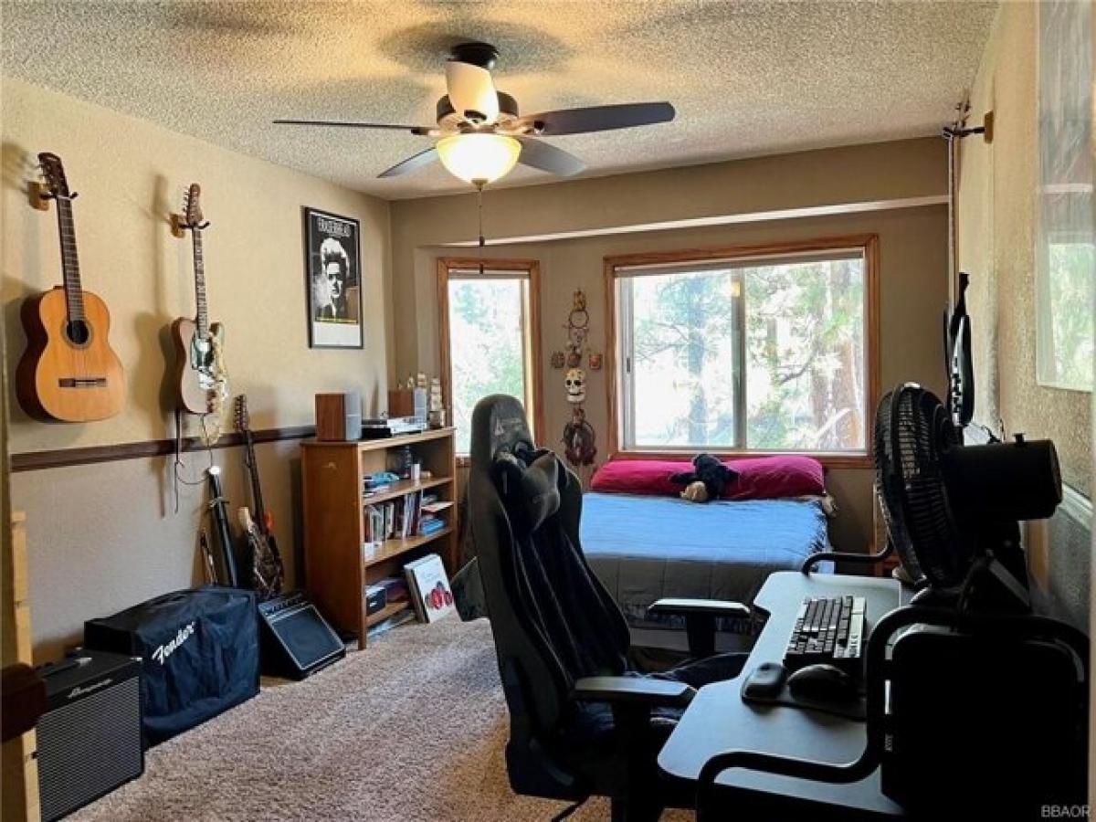 Picture of Home For Sale in Big Bear City, California, United States