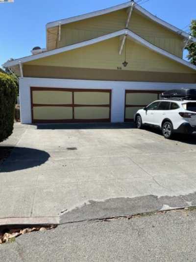 Home For Sale in Alameda, California