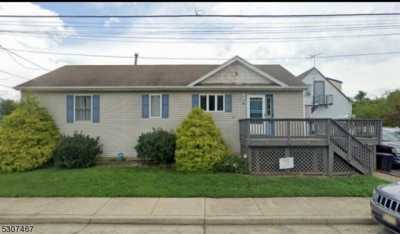 Home For Rent in Manville, New Jersey