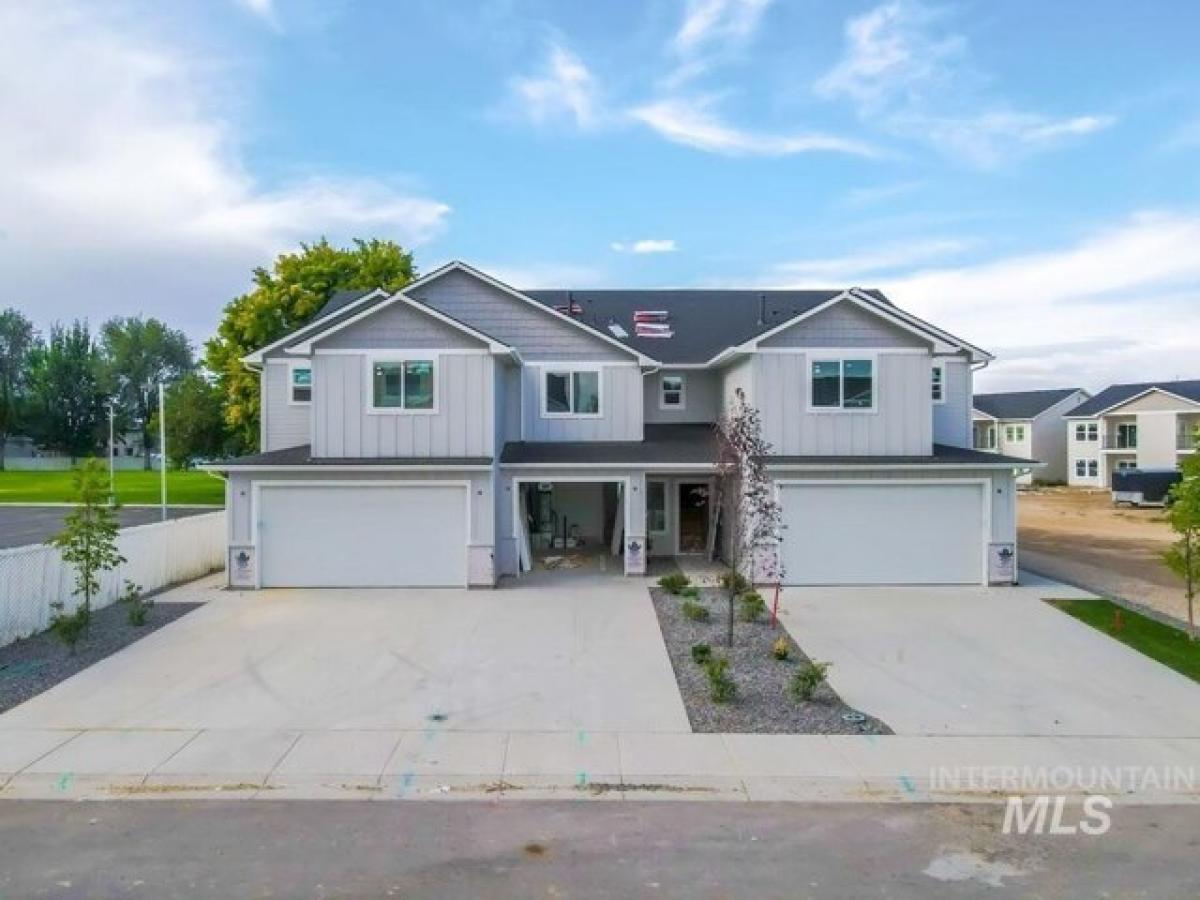 Picture of Home For Sale in Fruitland, Idaho, United States