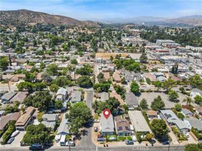 Home For Sale in Sunland, California