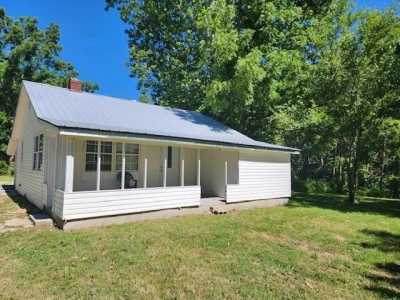 Home For Sale in Seligman, Missouri