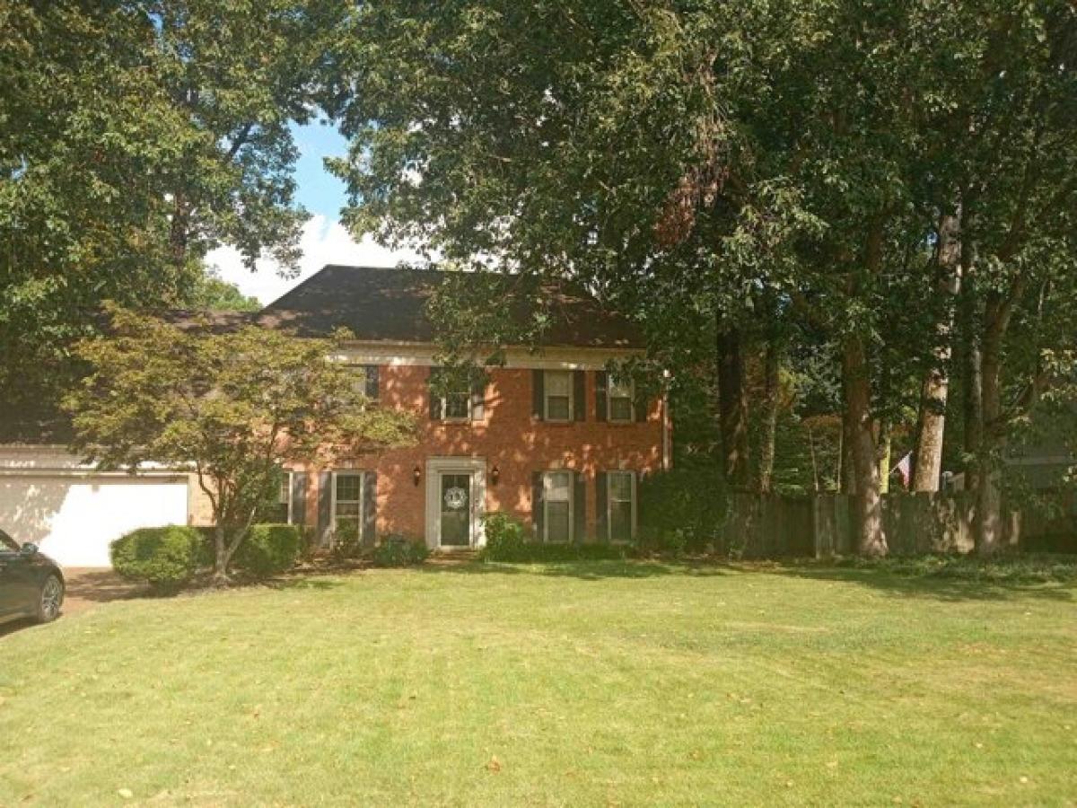 Picture of Home For Sale in Germantown, Tennessee, United States